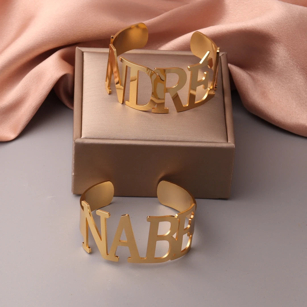 Fashionable Personalized Bracelet - CallaLilyStore